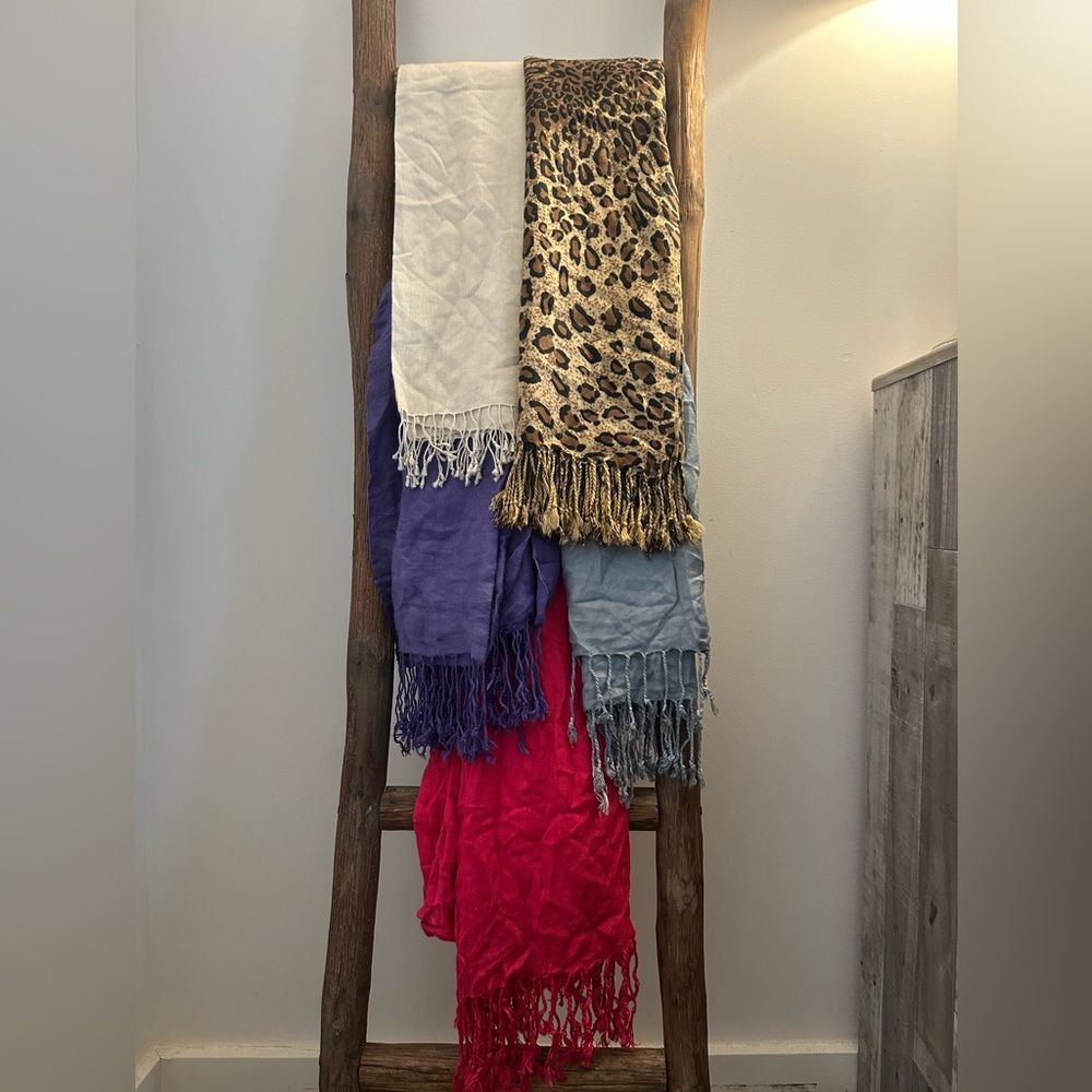 Scarf Shawl With Fringe | Leopard Ivory Purple Light Blue Hot Pink - Picture 4 of 11